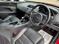 USED 2015 15 JAGUAR XE 2.0d Prestige Saloon 4dr Diesel Manual Euro 6 (s/s) (163 ps) 8 JAGUAR SERVICES, 2 KEYS