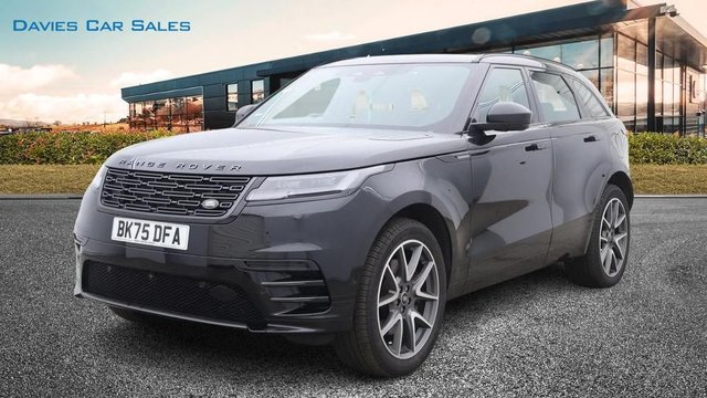 View our Land Rover Range Rover Velar 2.0 P400e 19.2kWh Dynamic SE SUV 5dr Petrol Plug-in Hybrid Auto 4WD Euro 6 (s/s) (404 ps)