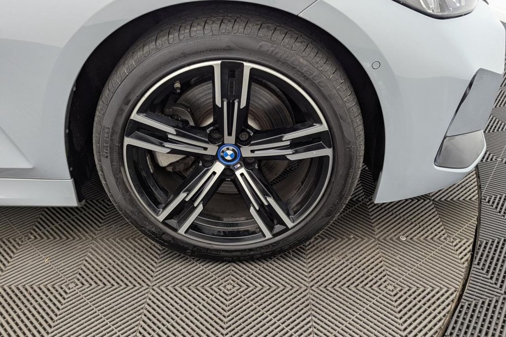 USED 2023 72 BMW 3 SERIES 2.0 330e 12kWh M Sport Touring 5dr Petrol Plug-in Hybrid Auto Euro 6 (s/s) (292 ps) Car Play, Camera, Sat Nav