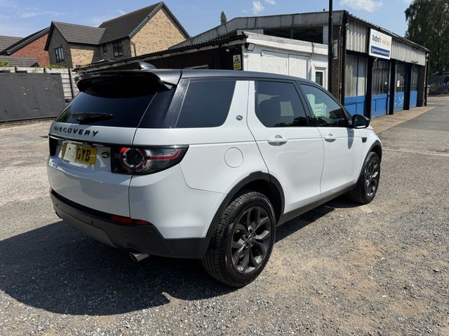 View our LAND ROVER DISCOVERY SPORT