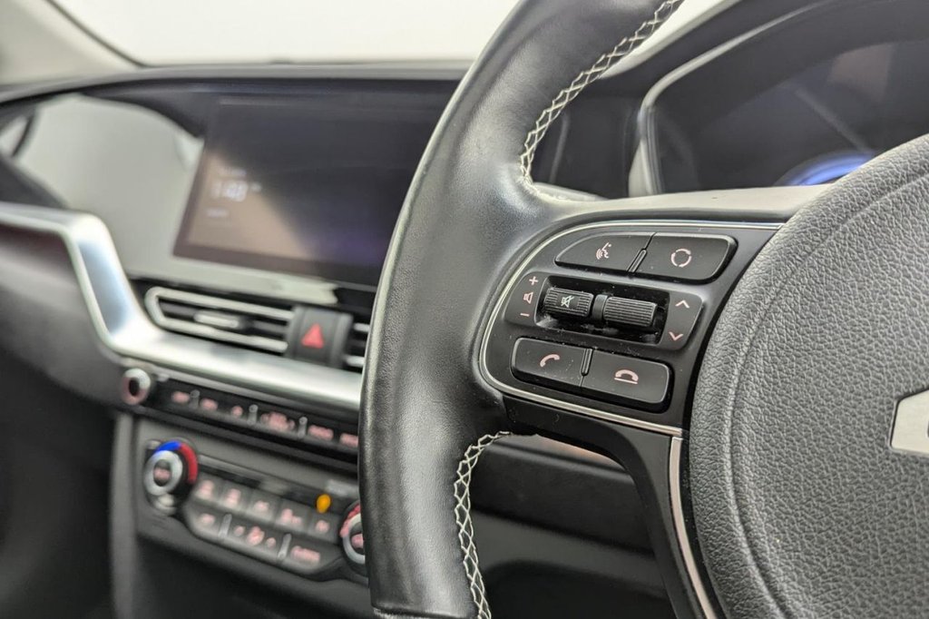 USED 2022 22 KIA NIRO 64kWh 4+ SUV 5dr Electric Auto (201 bhp) Car Play, Sun Roof, Camera