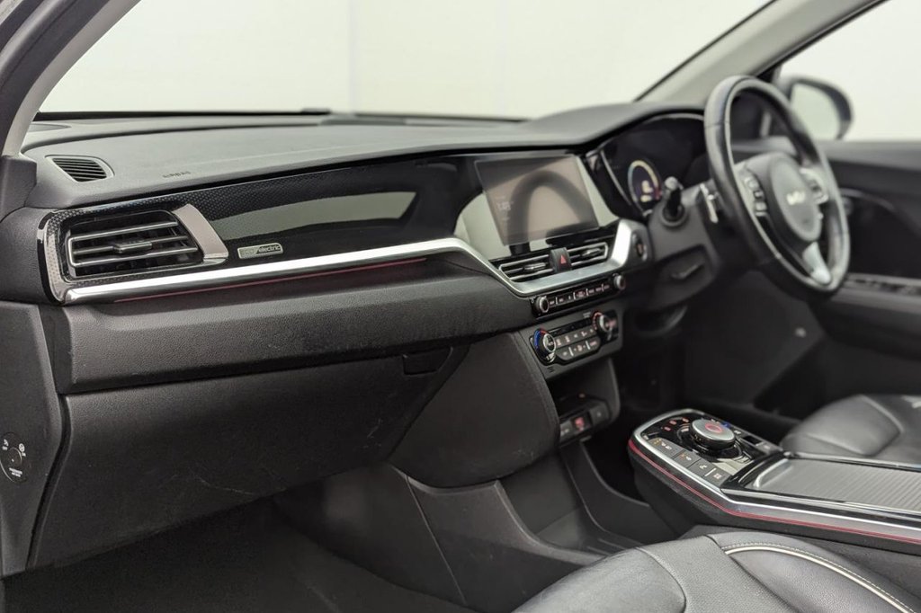 USED 2022 22 KIA NIRO 64kWh 4+ SUV 5dr Electric Auto (201 bhp) Car Play, Sun Roof, Camera