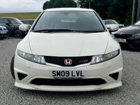 USED 2009 09 HONDA CIVIC 2.0 i-VTEC Type R Championship White Hatchback 3dr Petrol Manual (215 g/km, 197 bhp) 