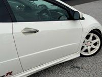USED 2009 09 HONDA CIVIC 2.0 i-VTEC Type R Championship White Hatchback 3dr Petrol Manual (215 g/km, 197 bhp) 