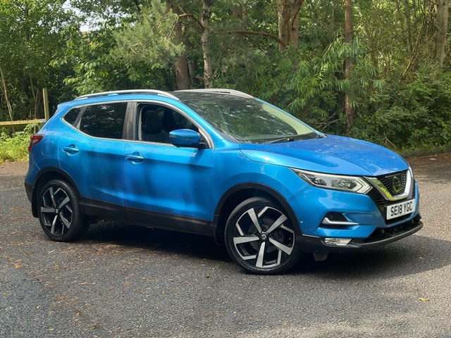 View our NISSAN QASHQAI