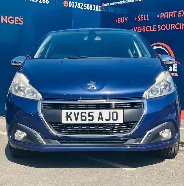 View our PEUGEOT 208