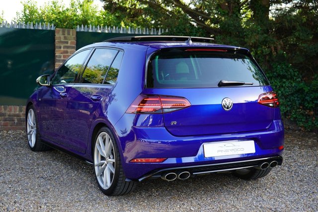 View our VOLKSWAGEN GOLF