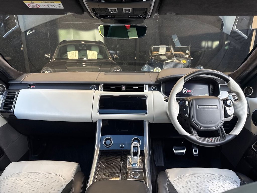 USED 2021 21 LAND ROVER RANGE ROVER SPORT 5.0 P575 V8 GPF SVR SUV 5dr Petrol Auto 4WD Euro 6 (s/s) (575 ps) FULL CARBON PACK|HEAD UP DISPLAY
