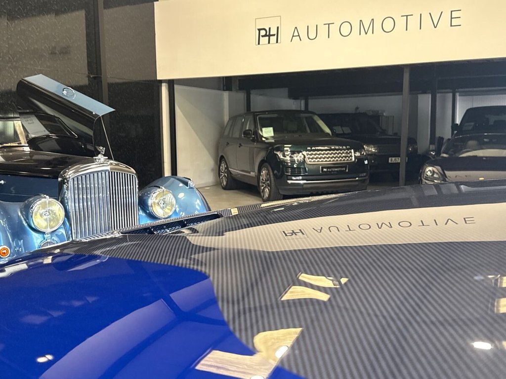 USED 2021 21 LAND ROVER RANGE ROVER SPORT 5.0 P575 V8 GPF SVR SUV 5dr Petrol Auto 4WD Euro 6 (s/s) (575 ps) FULL CARBON PACK|HEAD UP DISPLAY