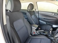 USED 2017 67 HYUNDAI TUCSON 1.7 CRDi Blue Drive SE Nav SUV 5dr Diesel Manual Euro 6 (s/s) (116 ps) 