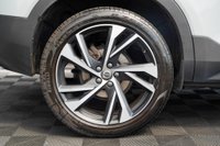 USED 2020 70 VOLVO XC40 1.5 T3 R-Design Pro Auto Euro 6 (s/s) 5dr Full Volvo Service History!
