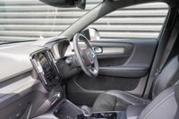 USED 2020 70 VOLVO XC40 1.5 T3 R-Design Pro Auto Euro 6 (s/s) 5dr Full Volvo Service History!