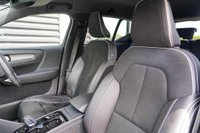 USED 2020 70 VOLVO XC40 1.5 T3 R-Design Pro Auto Euro 6 (s/s) 5dr Full Volvo Service History!