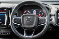 USED 2020 70 VOLVO XC40 1.5 T3 R-Design Pro Auto Euro 6 (s/s) 5dr Full Volvo Service History!