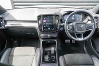 USED 2020 70 VOLVO XC40 1.5 T3 R-Design Pro Auto Euro 6 (s/s) 5dr Full Volvo Service History!
