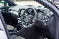 USED 2020 70 VOLVO XC40 1.5 T3 R-Design Pro Auto Euro 6 (s/s) 5dr Full Volvo Service History!