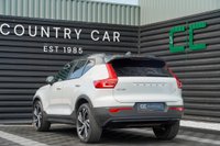 USED 2020 70 VOLVO XC40 1.5 T3 R-Design Pro Auto Euro 6 (s/s) 5dr Full Volvo Service History!