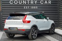 USED 2020 70 VOLVO XC40 1.5 T3 R-Design Pro Auto Euro 6 (s/s) 5dr Full Volvo Service History!