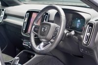 USED 2020 70 VOLVO XC40 1.5 T3 R-Design Pro Auto Euro 6 (s/s) 5dr Full Volvo Service History!