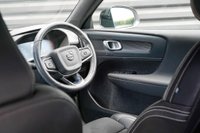 USED 2020 70 VOLVO XC40 1.5 T3 R-Design Pro Auto Euro 6 (s/s) 5dr Full Volvo Service History!