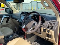 USED 2016 B TOYOTA LAND CRUISER 2.8D Invincible SUV 5dr Diesel Auto 4WD Euro 6 (7 Seats) (177 ps) 