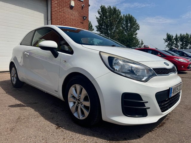 View our Kia Rio 1.25 SR7 Hatchback 3dr Petrol Manual Euro 6 (84 bhp)