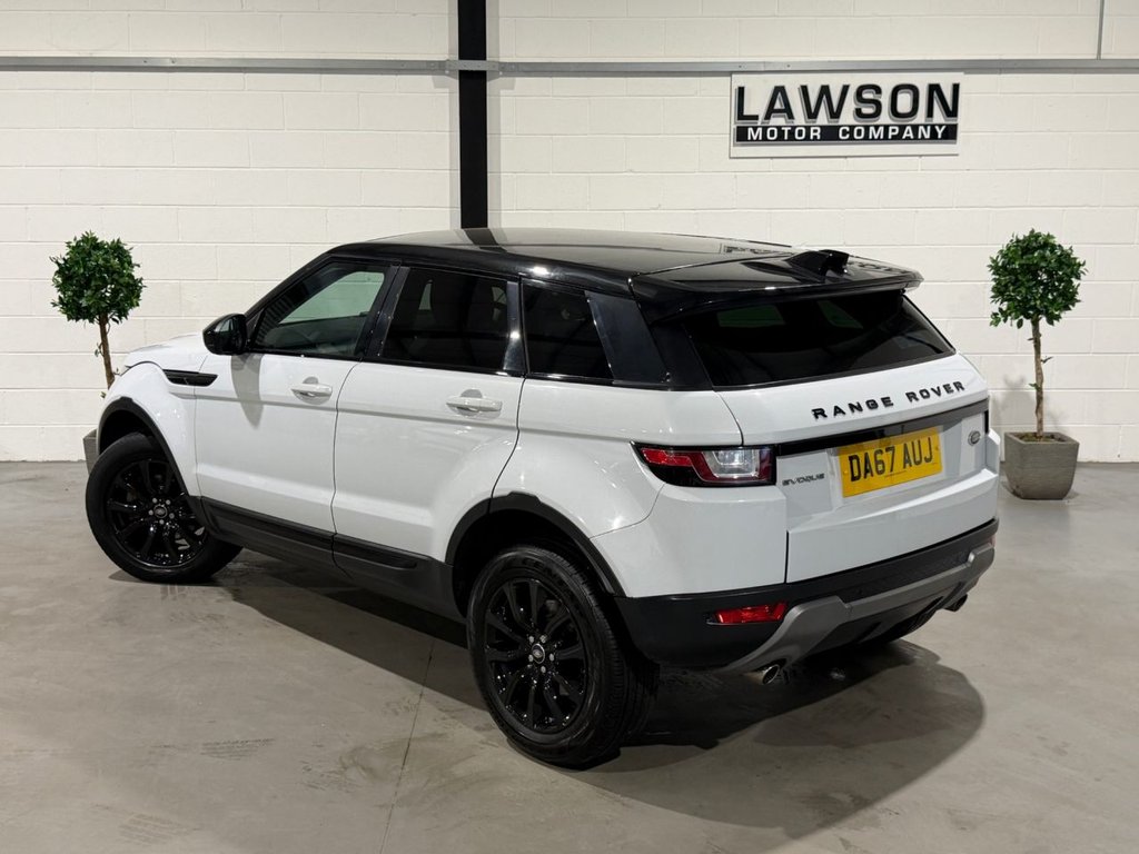 USED 2017 67 LAND ROVER RANGE ROVER EVOQUE 2.0 TD4 SE Tech SUV 5dr Diesel Auto 4WD Euro 6 (s/s) (180 ps) 