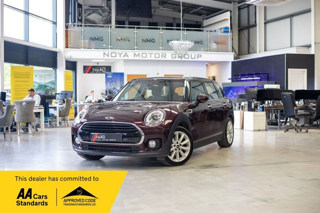 View our MINI Clubman 1.5 Cooper Estate 6dr Petrol Auto Euro 6 (s/s) (136 ps)