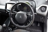 USED 2015 15 PEUGEOT 108 1.2 VTi PURETECH ALLURE TOP! 5 DOOR 81 BHP Camera / Roof / &pound;20 Road Tax