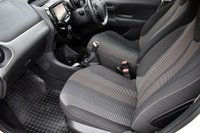 USED 2015 15 PEUGEOT 108 1.2 VTi PURETECH ALLURE TOP! 5 DOOR 81 BHP Camera / Roof / &pound;20 Road Tax