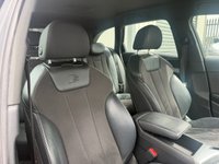 USED 2019 19 AUDI A4 AVANT 2.0 TDI 40 S line Estate 5dr Diesel S Tronic quattro Euro 6 (s/s) (190 ps) 