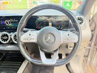 USED 2021 21 MERCEDES-BENZ GLA 1.3 GLA180 AMG Line (Premium Plus) 7G-DCT Euro 6 (s/s) 5dr PAN ROOF REAR CAM 1 OWNER