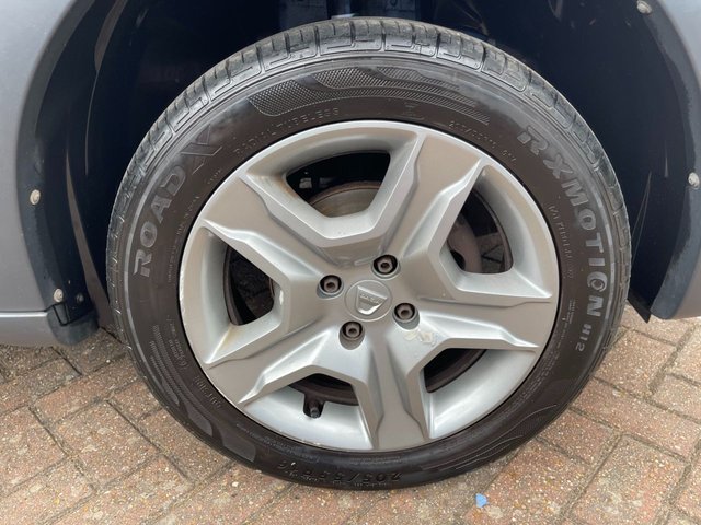 View our DACIA SANDERO STEPWAY