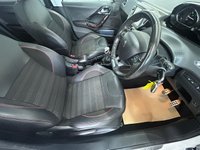 USED 2019 68 PEUGEOT 2008 1.2 PureTech GPF GT Line SUV 5dr Petrol Manual Euro 6 (s/s) (130 ps) 