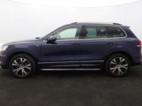 USED 2013 13 VOLKSWAGEN TOUAREG 3.0 TDI V6 BlueMotion Tech R-Line SUV 5dr Diesel Tiptronic 4WD Euro 5 (s/s) (245 ps) KEYLESS START | HEATD SEATS