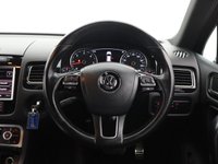 USED 2013 13 VOLKSWAGEN TOUAREG 3.0 TDI V6 BlueMotion Tech R-Line SUV 5dr Diesel Tiptronic 4WD Euro 5 (s/s) (245 ps) KEYLESS START | HEATD SEATS