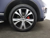 USED 2013 13 VOLKSWAGEN TOUAREG 3.0 TDI V6 BlueMotion Tech R-Line SUV 5dr Diesel Tiptronic 4WD Euro 5 (s/s) (245 ps) KEYLESS START | HEATD SEATS