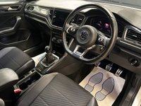 USED 2019 68 VOLKSWAGEN T-ROC 1.5 TSI GPF EVO R-Line SUV 5dr Petrol Manual Euro 6 (s/s) (150 ps) SAT NAV - CAR PLAY - DAB