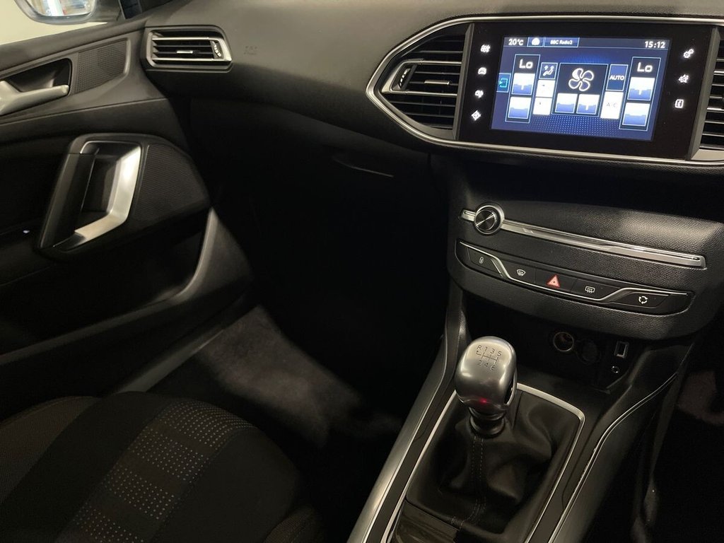 USED 2015 15 PEUGEOT 308 SW 2.0 BlueHDi Allure Estate 5dr Diesel Manual Euro 6 (s/s) (150 ps) Reverse Camera