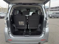 USED TOYOTA VELLFIRE 