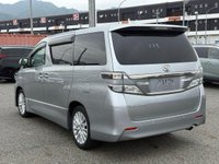 USED TOYOTA VELLFIRE 