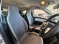 USED 2018 18 RENAULT TWINGO 1.0 SCe Play Hatchback 5dr Petrol Manual Euro 6 (70 ps) 