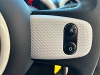 USED 2018 18 RENAULT TWINGO 1.0 SCe Play Hatchback 5dr Petrol Manual Euro 6 (70 ps) 