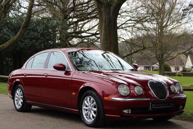 2002 02 Jaguar S-Type 3.0 SE V6 4d AUTO 240 BHP