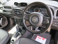 USED 2020 69 JEEP RENEGADE 1.3 GSE T4 Limited SUV 5dr Petrol DDCT Euro 6 (s/s) (150 ps) HEATED STEERING WHEEL & SEATS, FSH