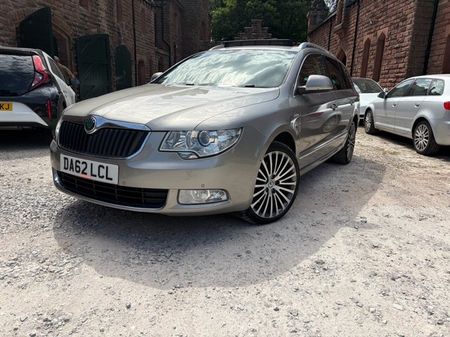 View our SKODA SUPERB