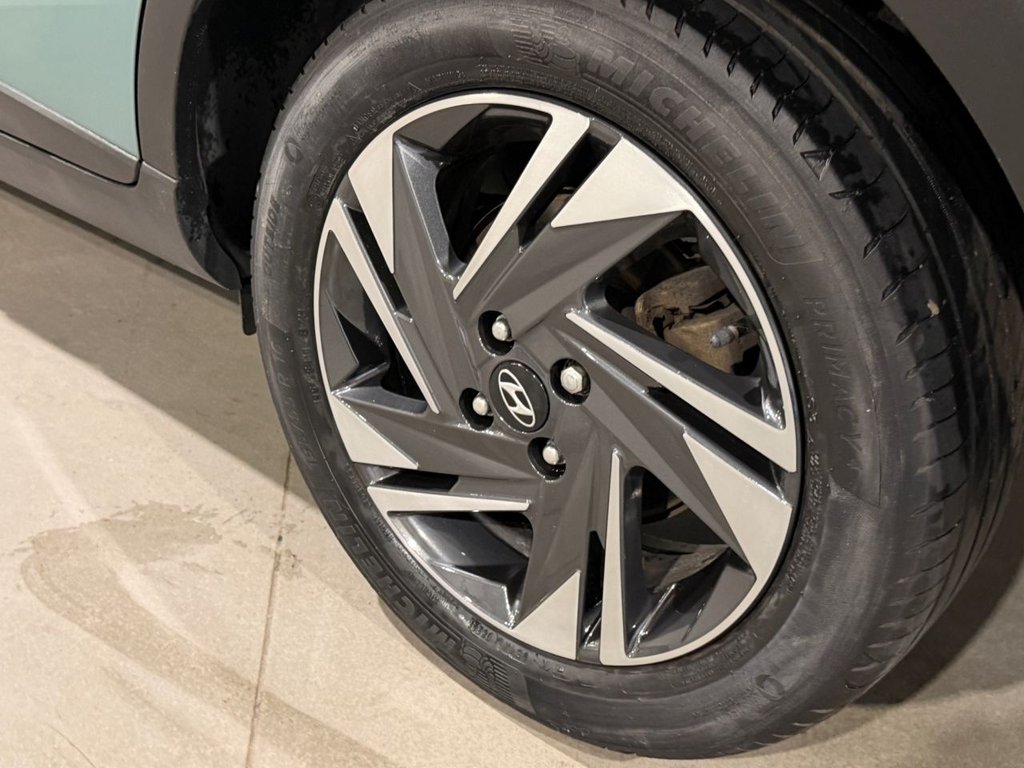 USED 2022 22 HYUNDAI BAYON 1.0 T-GDi MHEV SE Connect SUV 5dr Petrol Hybrid Manual Euro 6 (s/s) (100 ps) 