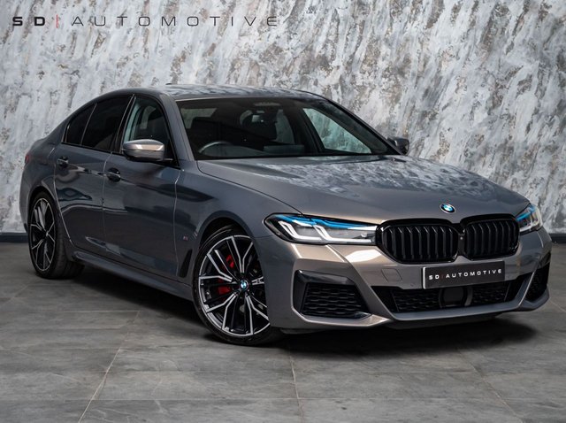 View our BMW 5 Series 4.4 M550i V8 Saloon 4dr Petrol Steptronic xDrive Euro 6 (s/s) (530 ps)