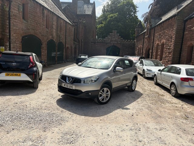 View our NISSAN QASHQAI