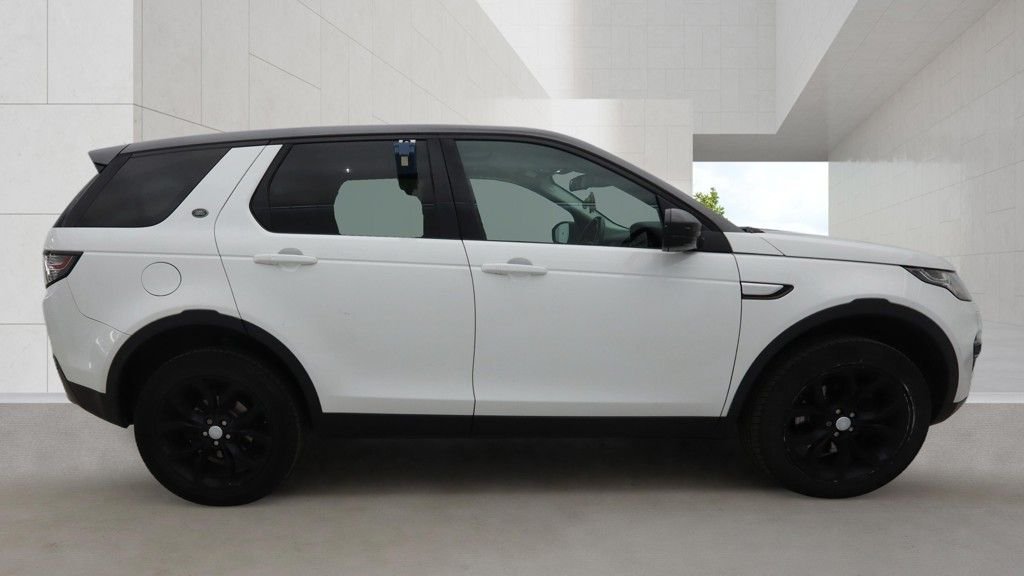 USED 2017 67 LAND ROVER DISCOVERY SPORT 2.0 TD4 HSE SUV 5dr Diesel Auto 4WD Euro 6 (s/s) (180 ps) 7 SEATS PAN ROOF